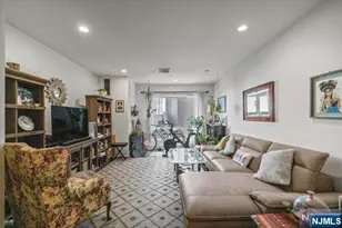 310 Cliff Ln 1H, Cliffside Park, NJ 07010 - Photo 6