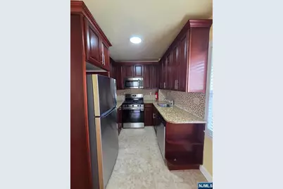 5 Bay Avenue 2 #2, Bloomfield, NJ 07003 - Photo 6