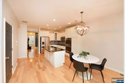 30 Masterson Court, Waldwick, NJ 07463 - Photo 8