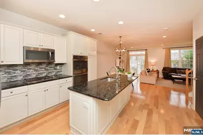 30 Masterson Court, Waldwick, NJ 07463 - Photo 6