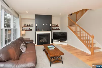30 Masterson Court, Waldwick, NJ 07463 - Photo 12
