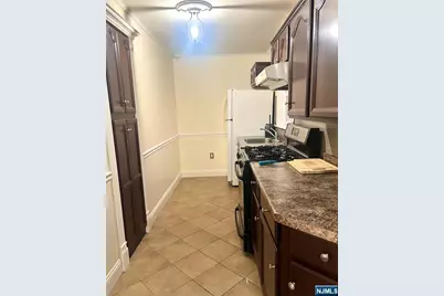 31 Hedden Terrace 2 #2, North Arlington, NJ 07031 - Photo 2