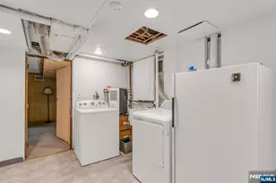 1 Grange Ct, Teaneck Township, NJ 07666 - Photo 26