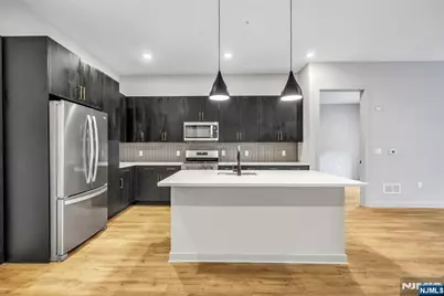 51 Okner Parkway 2005 #2005, Livingston, NJ 07039 - Photo 6