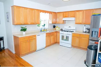 343 Sussex Avenue, Newark, NJ 07107 - Photo 10