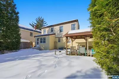 110 New York Avenue, Bergenfield, NJ 07621 - Photo 30