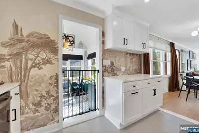 180 Highfield Lane, Nutley, NJ 07110 - Photo 12