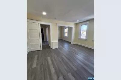 254 Montgomery Street 252 #252, Bloomfield, NJ 07003 - Photo 4