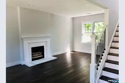 361 Slocum Way, Fort Lee, NJ 07024 - Photo 4