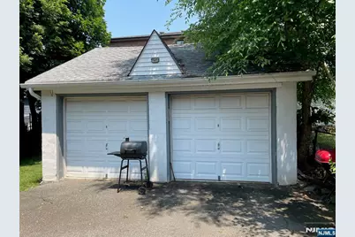 361 Slocum Way, Fort Lee, NJ 07024 - Photo 12