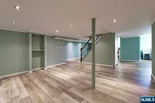 15-47 Elmary Pl, Fair Lawn, NJ 07410 - Photo 14