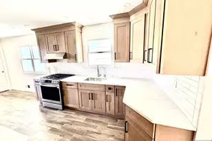 119 Bergen St, Harrison, NJ 07029 - Photo 6