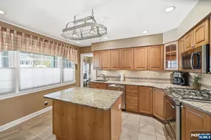 17 Pascack Rd, Park Ridge, NJ 07656 - Photo 14