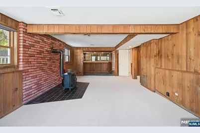 17 Pascack Road, Park Ridge, NJ 07656 - Photo 30