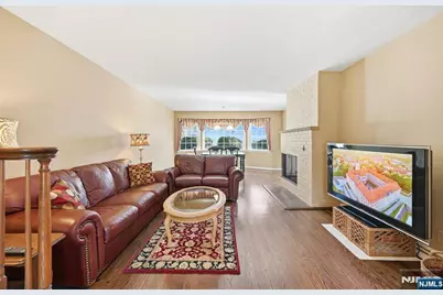 17 Pascack Road, Park Ridge, NJ 07656 - Photo 6