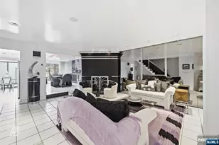 1511 John St, Fort Lee, NJ 07024 - Photo 4