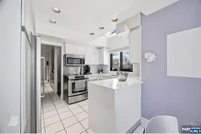 1511 John Street, Fort Lee, NJ 07024 - Photo 12