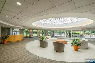 10 Smith Manor Blvd 121, West Orange Township, NJ 07052 - Photo 2