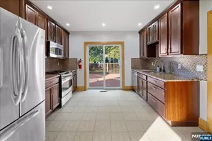 24-09 Rosalie St, Fair Lawn, NJ 07410 - Photo 6