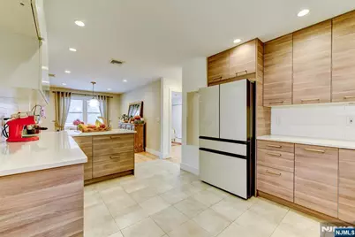204 Gilbert Avenue, Elmwood Park, NJ 07407 - Photo 24