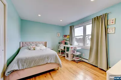 204 Gilbert Avenue, Elmwood Park, NJ 07407 - Photo 30