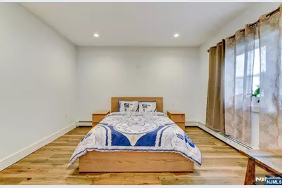 204 Gilbert Avenue, Elmwood Park, NJ 07407 - Photo 40