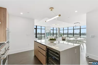 8701 Churchill Road 1401 #1401, North Bergen, NJ 07047 - Photo 2
