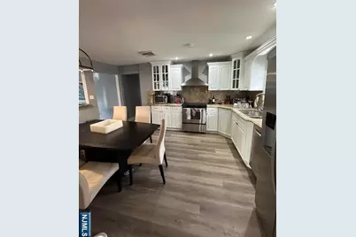 298 Julianne Terrace, Secaucus, NJ 07094 - Photo 4