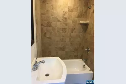 15 Harrison Place, Clifton, NJ 07011 - Photo 8