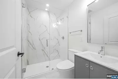 1 Mallory 506 #506, Jersey City, NJ 07305 - Photo 20