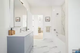 1 Mallory 506, Jersey City, NJ 07305 - Photo 2