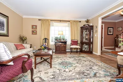 84 W Midland Avenue, Paramus, NJ 07652 - Photo 6