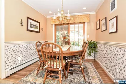 84 W Midland Avenue, Paramus, NJ 07652 - Photo 8