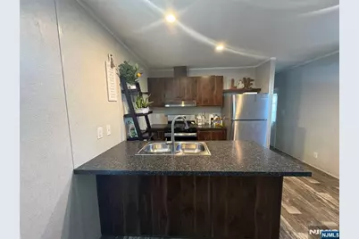 131 Elm, Lodi, NJ 07644 - Photo 2