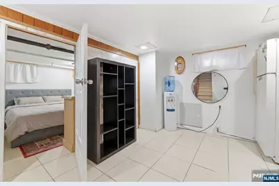 407 3rd Avenue, Newark, NJ 07107 - Photo 18