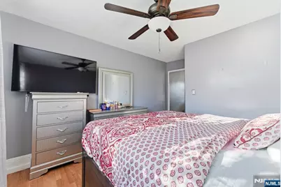 407 3rd Avenue, Newark, NJ 07107 - Photo 12