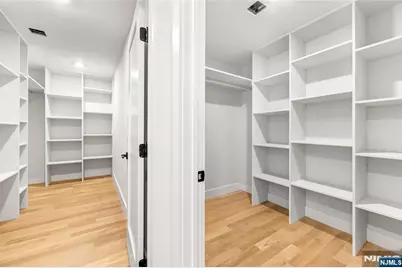 429 Riverside Avenue, Rutherford, NJ 07070 - Photo 20