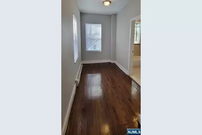 110 Peabody Place, Newark, NJ 07104 - Photo 12
