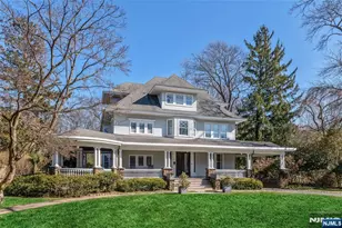 317 Prospect St, Ridgewood, NJ 07450 - Photo 2