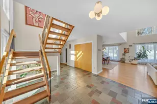 566 Faletti Way, River Vale Township, NJ 07675 - Photo 4