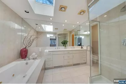 566 Faletti Way, River Vale Township, NJ 07675 - Photo 32