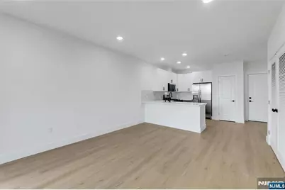 255 Ridge Road 303 #303, Lyndhurst Township, NJ 07071 - Photo 10