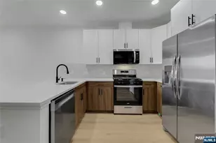 255 Ridge Road 303, Lyndhurst Township, NJ 07071 - Photo 12