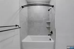 255 Ridge Road 301, Lyndhurst Township, NJ 07071 - Photo 20