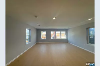 27 Isabella Avenue 2nd Fl #2nd Fl, Newark, NJ 07106 - Photo 10