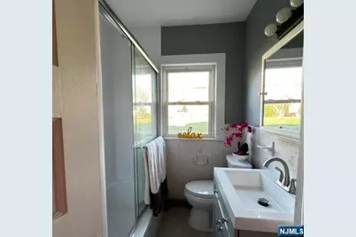 46 Elmwood Avenue, Montclair, NJ 07042 - Photo 10