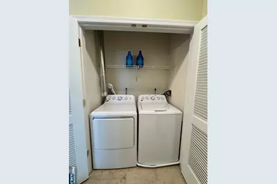 523 Bushes Lane 523 #523, Elmwood Park, NJ 07407 - Photo 14