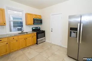 491 S 17th St, Newark, NJ 07103 - Photo 16