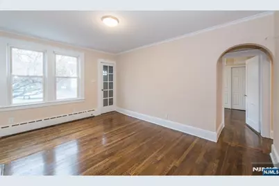 72 Claremont Avenue 1 #1, Verona, NJ 07044 - Photo 2