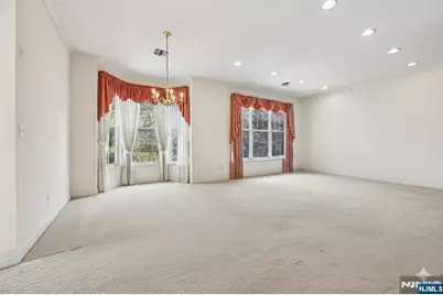 109 Four Seasons Drive 109 #109, Wayne, NJ 07470 - Photo 8